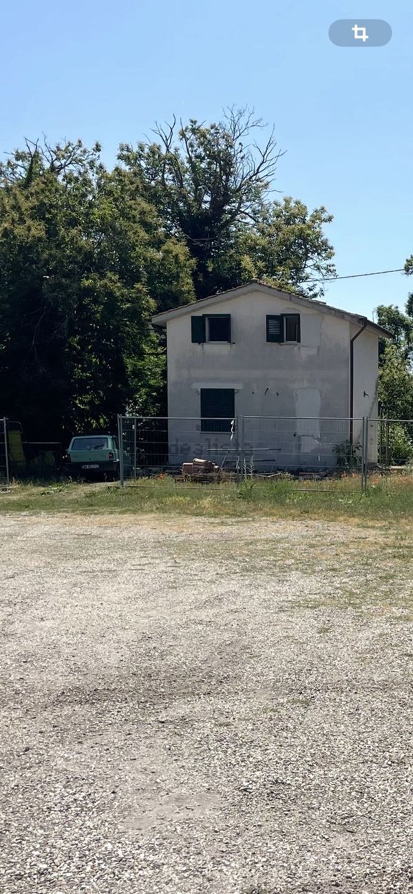 casa indipendente in vendita a Ronciglione