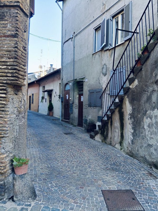 appartamento in vendita a Ronciglione