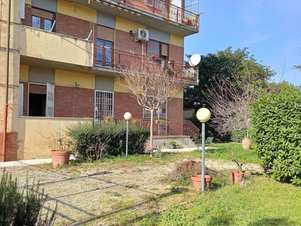 appartamento in vendita a Ronciglione