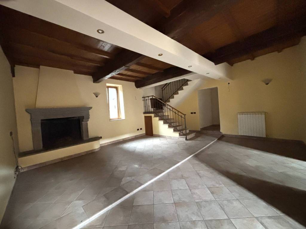 appartamento in vendita a Ronciglione