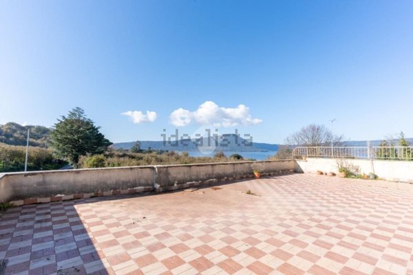 appartamento in vendita a Ronciglione