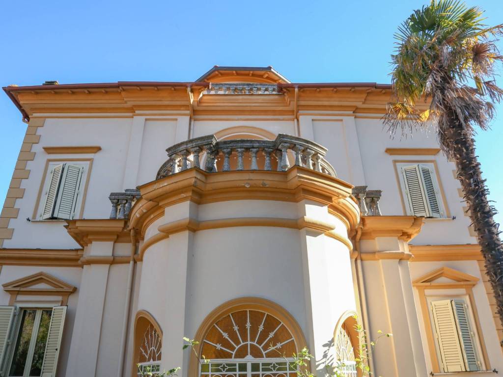 casa indipendente in vendita a Ronciglione