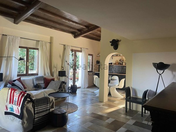 casa indipendente in vendita a Ronciglione