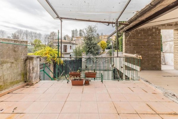 appartamento in vendita a Ronciglione