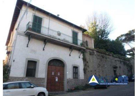 appartamento in vendita a Ronciglione