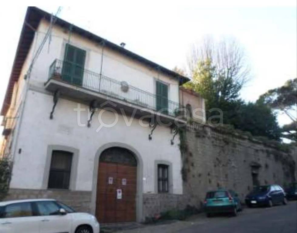 appartamento in vendita a Ronciglione