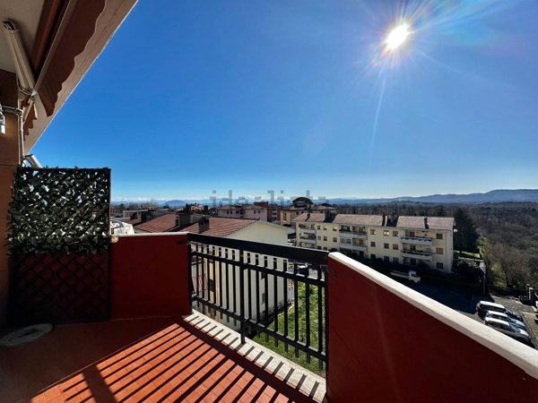 appartamento in vendita a Ronciglione