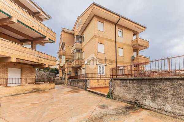 appartamento in vendita a Ronciglione