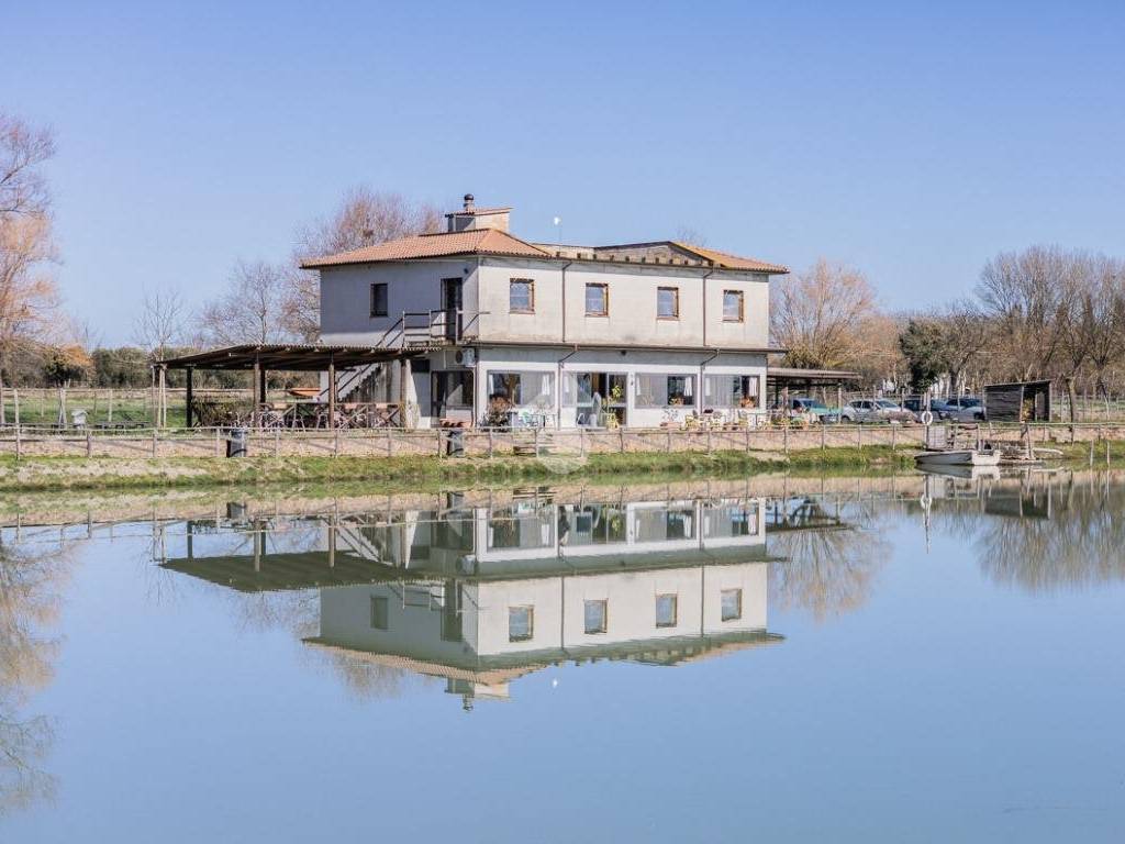 casa indipendente in vendita a Ronciglione