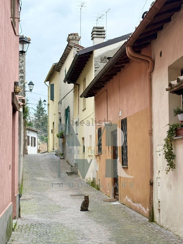 appartamento in vendita a Ronciglione