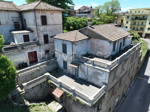 appartamento in vendita a Ronciglione