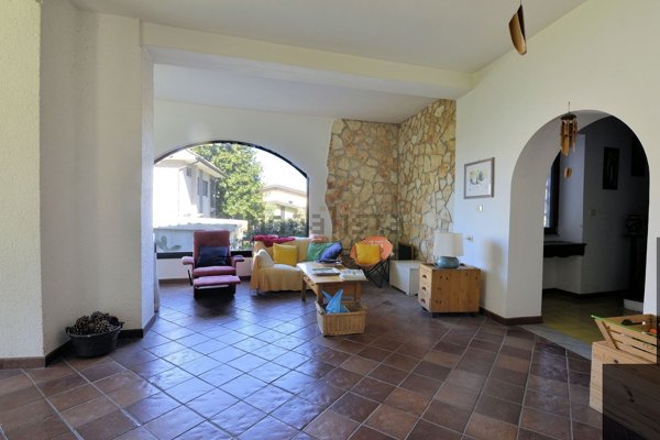 casa indipendente in vendita a Ronciglione