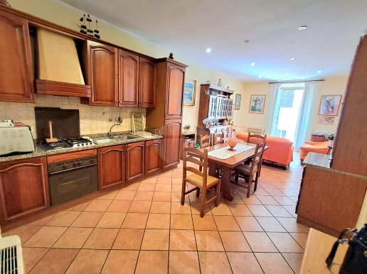 appartamento in vendita a Ronciglione