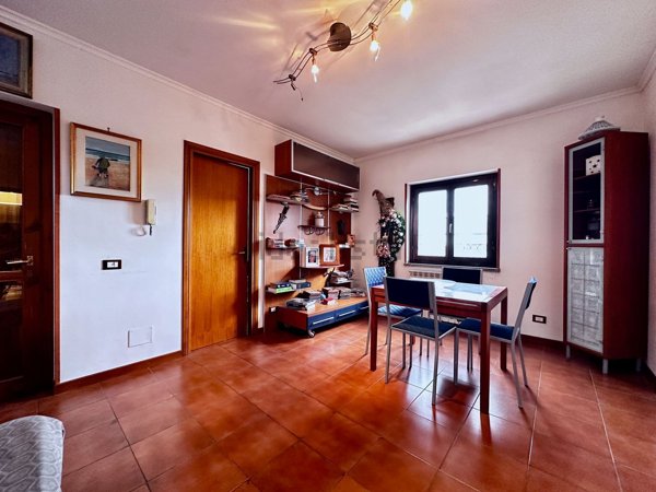 casa indipendente in vendita a Ronciglione