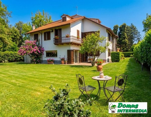 casa indipendente in vendita a Ronciglione