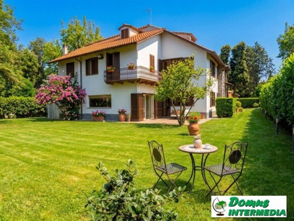casa indipendente in vendita a Ronciglione