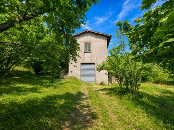 casa indipendente in vendita a Ronciglione
