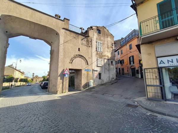 appartamento in vendita a Ronciglione