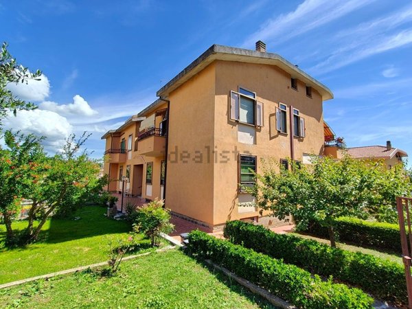 appartamento in vendita a Ronciglione