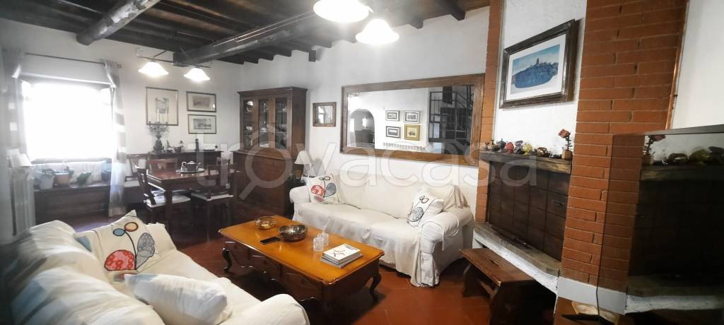 appartamento in vendita a Ronciglione