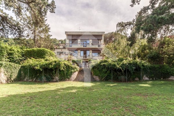 casa indipendente in vendita a Ronciglione