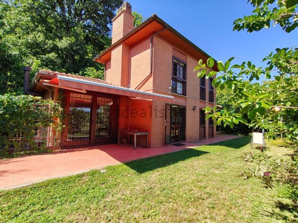 casa indipendente in vendita a Ronciglione