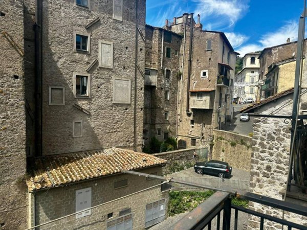 appartamento in vendita a Ronciglione