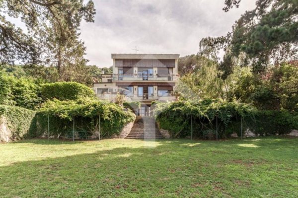 casa indipendente in vendita a Ronciglione