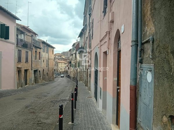 appartamento in vendita a Ronciglione
