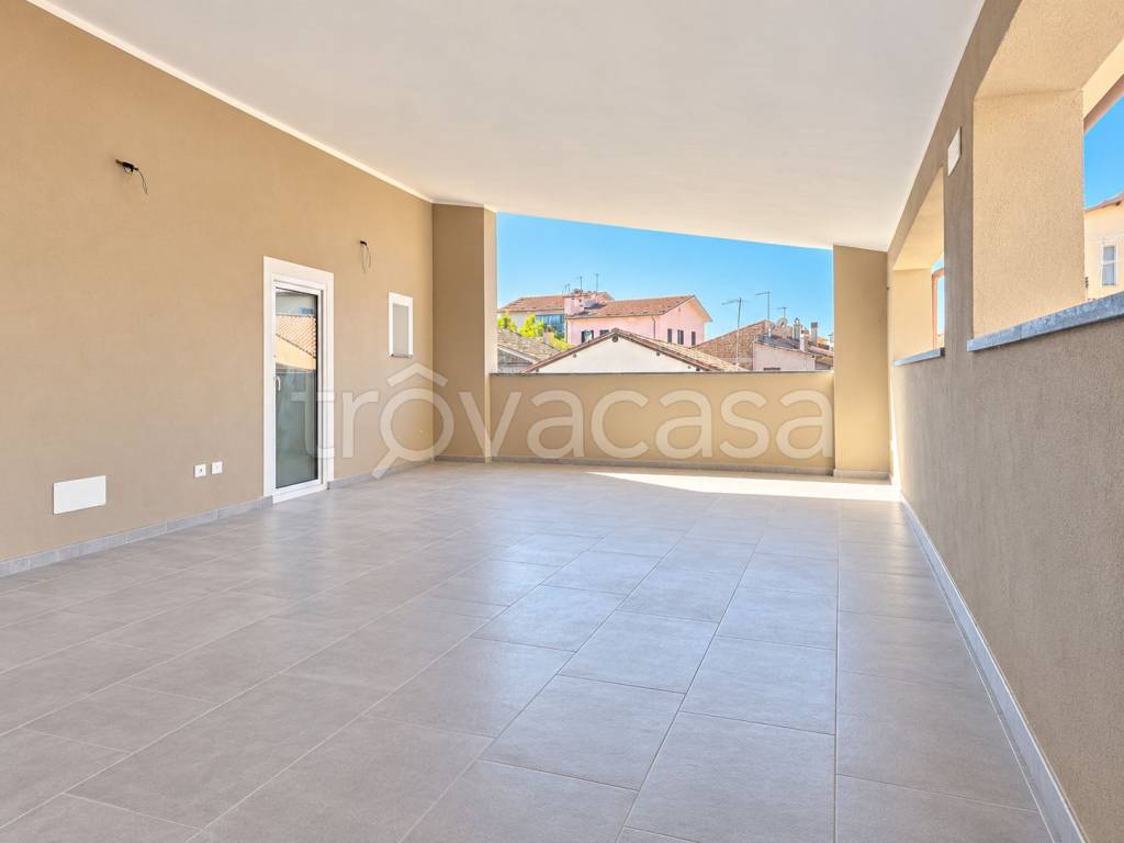 casa indipendente in vendita a Ronciglione