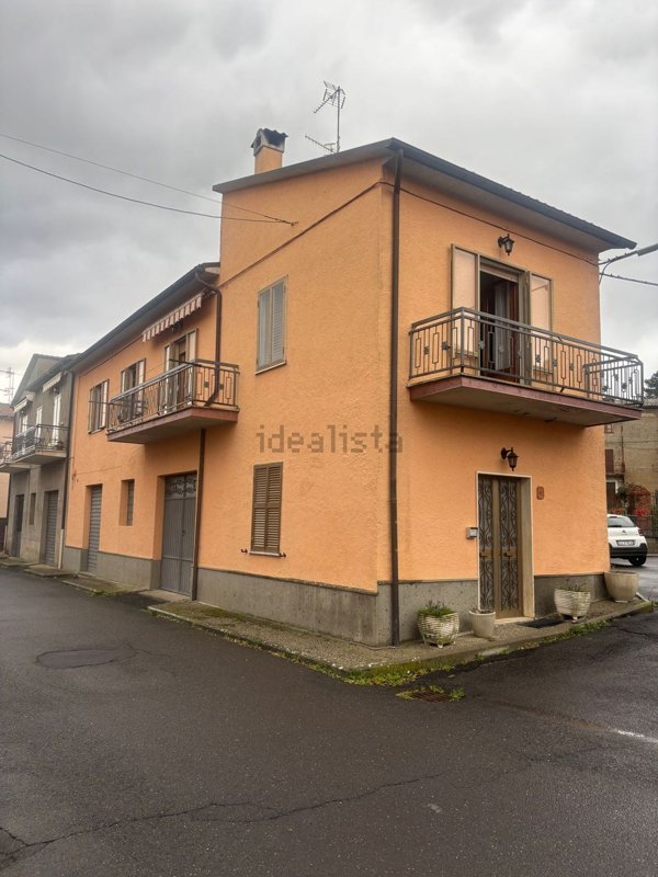 casa semindipendente in vendita a San Lorenzo Nuovo