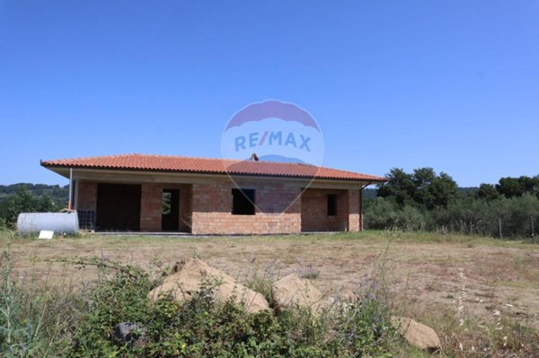 casale in vendita a San Lorenzo Nuovo