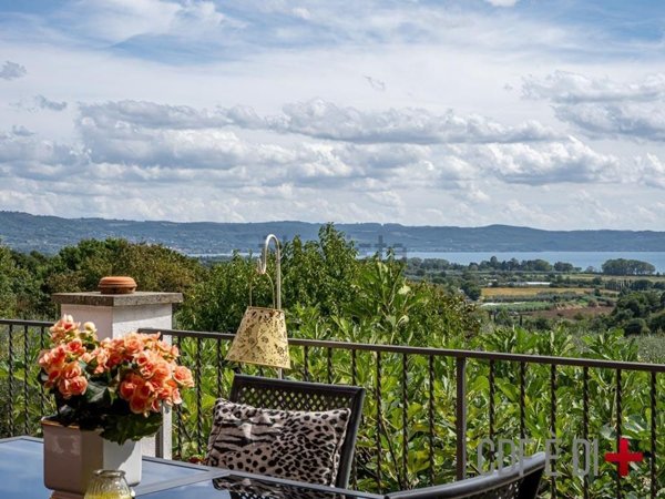 casa indipendente in vendita a San Lorenzo Nuovo