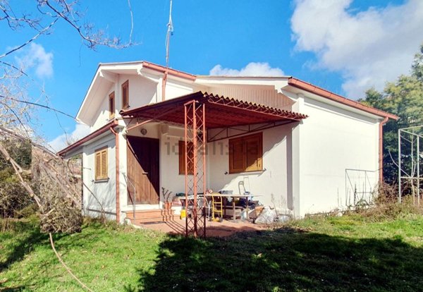 casa indipendente in vendita a San Lorenzo Nuovo