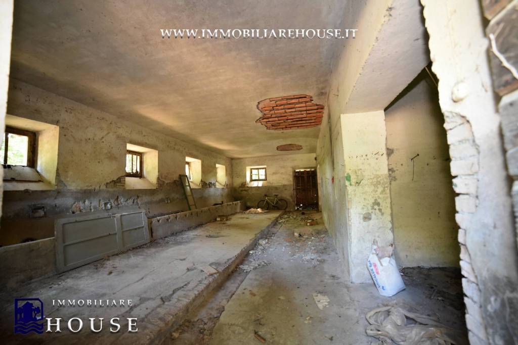 casa indipendente in vendita a San Lorenzo Nuovo