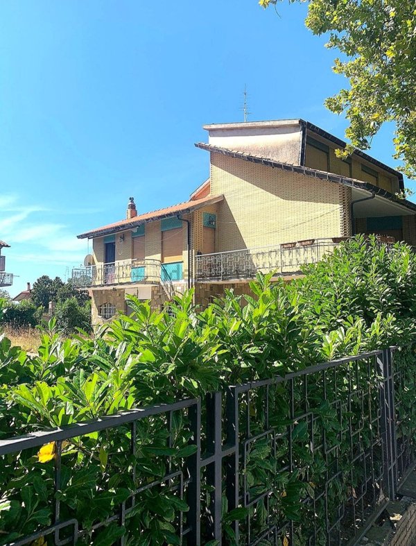 casa indipendente in vendita a San Lorenzo Nuovo