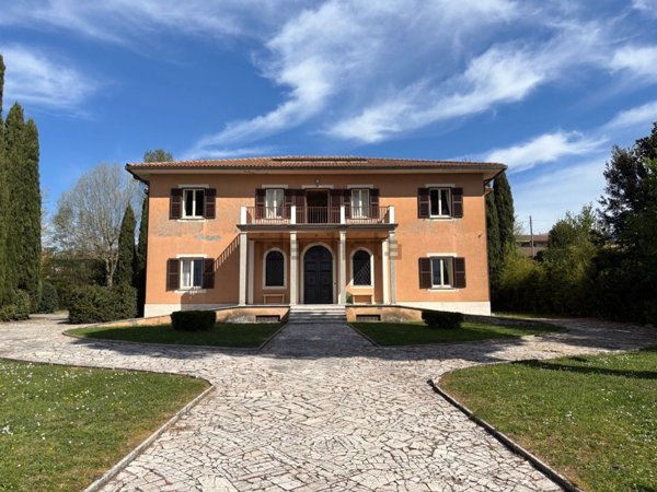 casa indipendente in vendita a San Lorenzo Nuovo