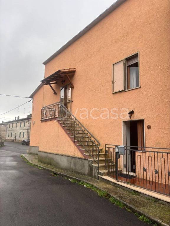 casa indipendente in vendita a San Lorenzo Nuovo