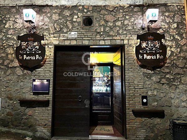 negozio in vendita a Soriano nel Cimino