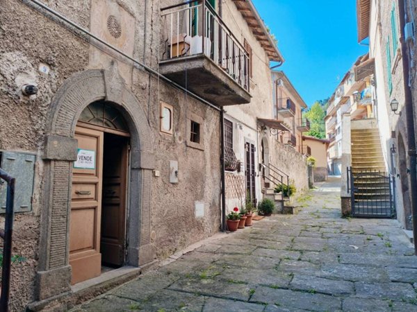 appartamento in vendita a Soriano nel Cimino