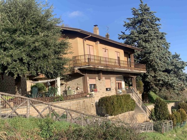 appartamento in vendita a Soriano nel Cimino