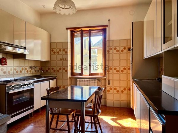 appartamento in vendita a Soriano nel Cimino in zona Sant'Eutizio