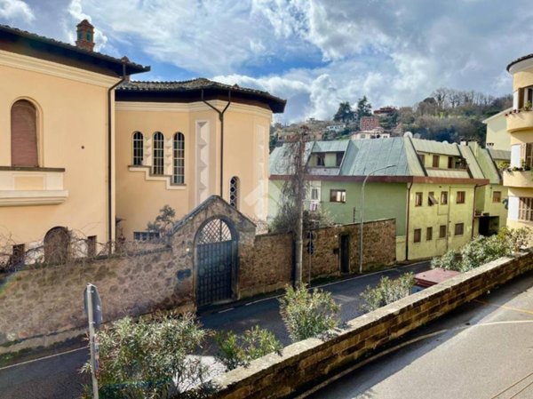 appartamento in vendita a Soriano nel Cimino