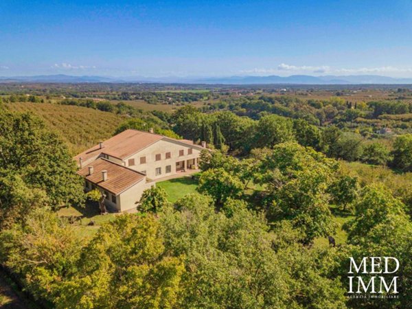 casa indipendente in vendita a Soriano nel Cimino
