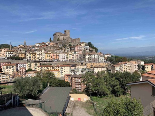 appartamento in vendita a Soriano nel Cimino