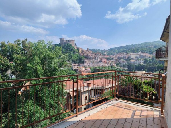 appartamento in vendita a Soriano nel Cimino