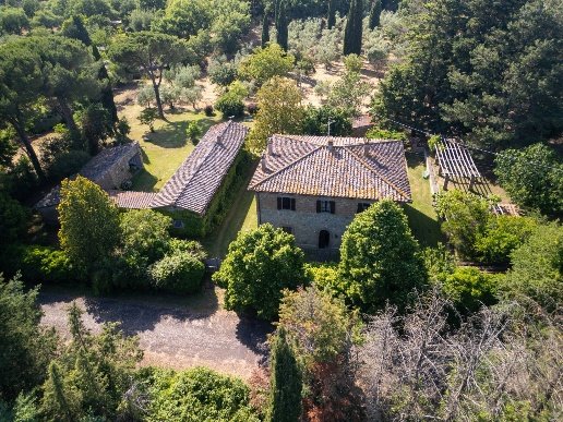casale in vendita a Soriano nel Cimino in zona Chia