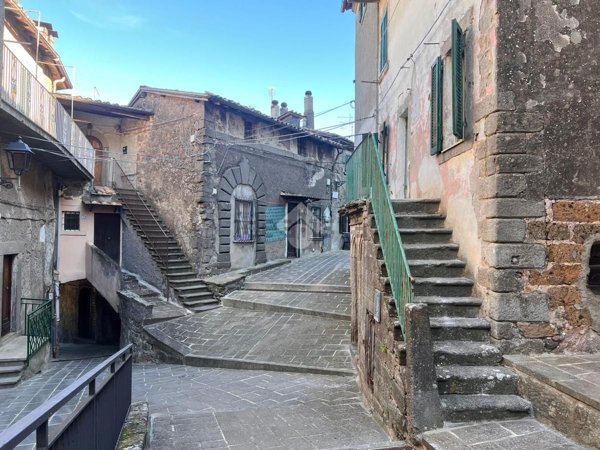 appartamento in vendita a Soriano nel Cimino