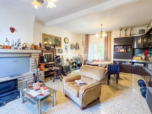 appartamento in vendita a Soriano nel Cimino in zona Sant'Eutizio