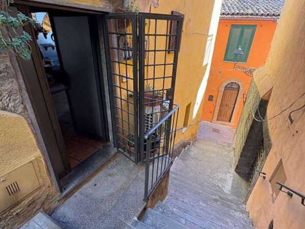 appartamento in vendita a Soriano nel Cimino